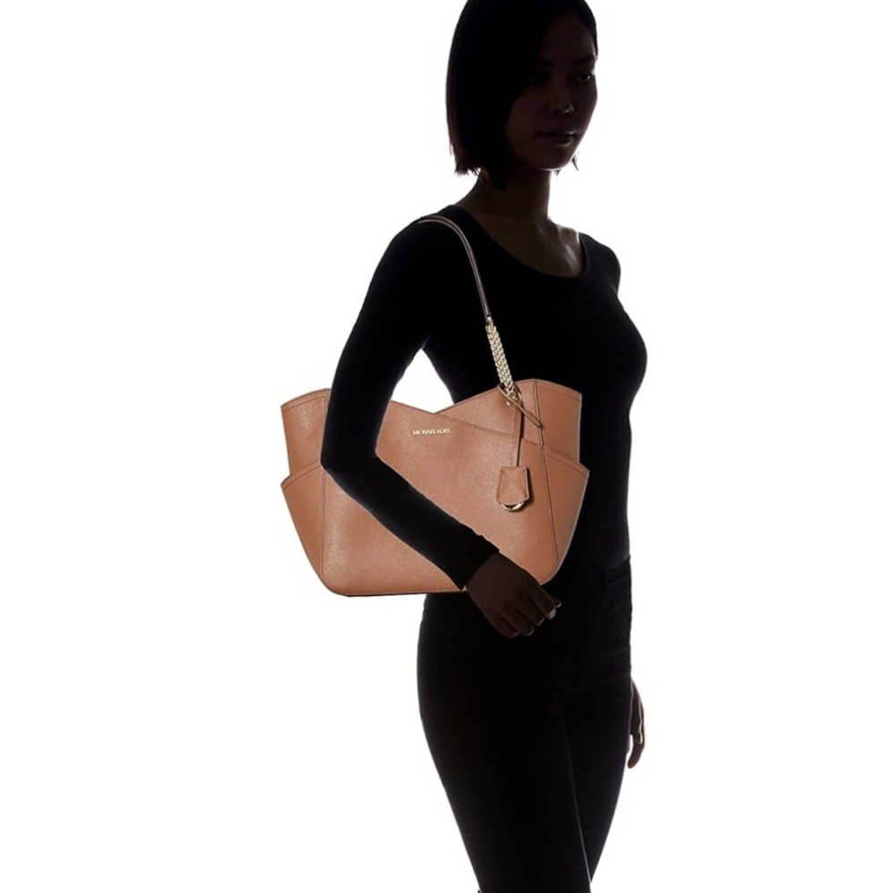 Jet Set Large Saffiano Leather Brown/Tan Shoulder Bag - Picture 2 of 5